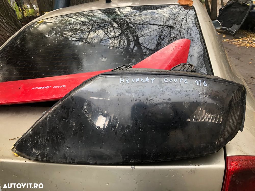 Far stanga Hyundai Coupe 2006 - 1