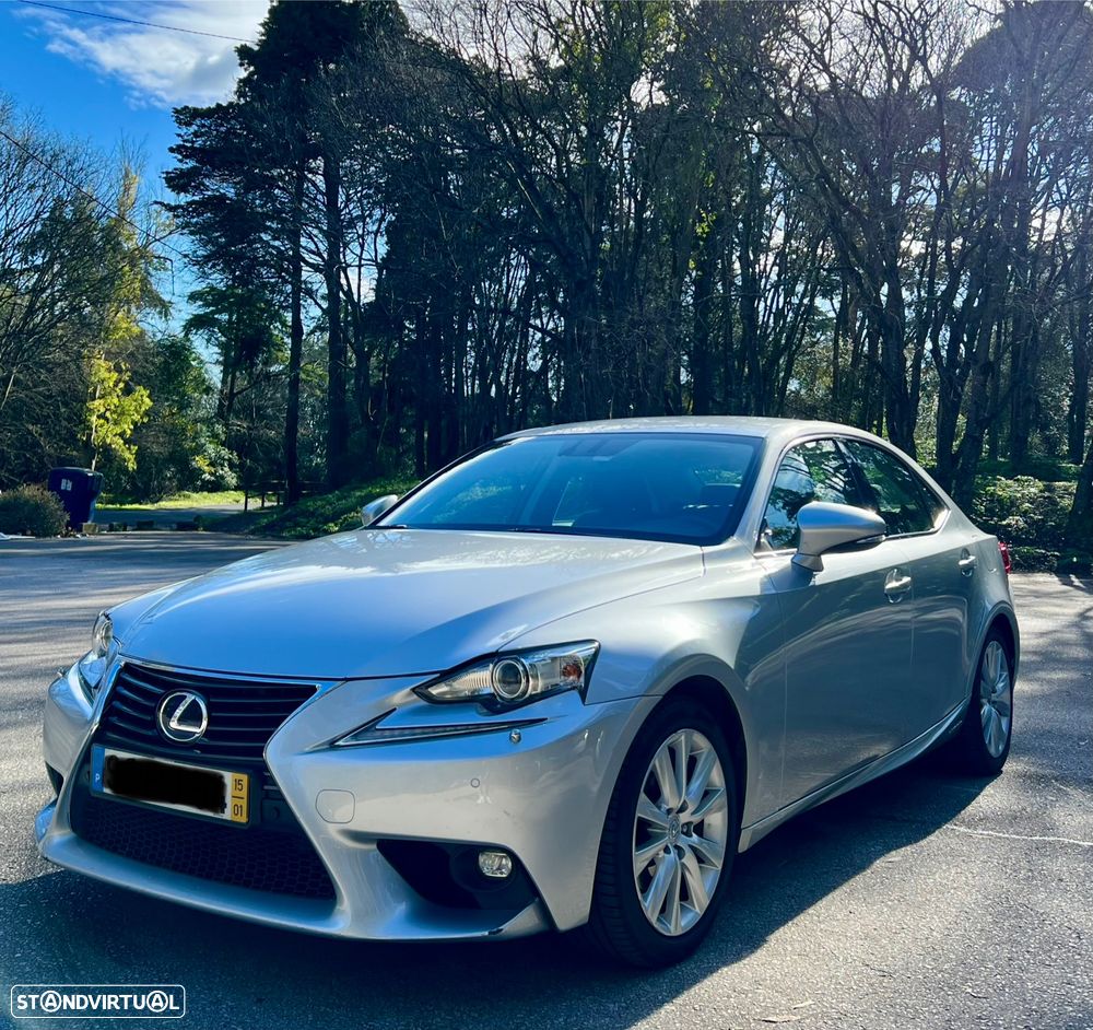 Lexus IS 300H Executive+ - 11