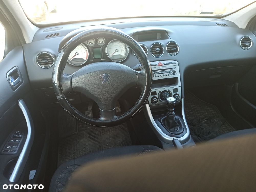 Peugeot 308 - 5