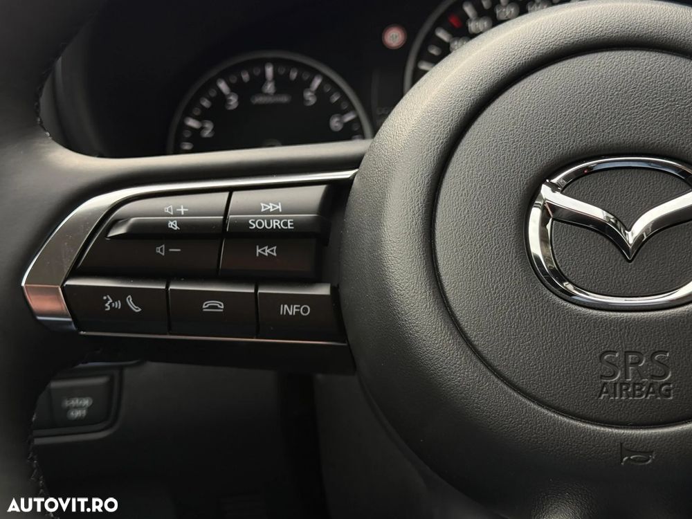 Mazda 3 e-SKYACTIV-X 186 M HYBRID Aut. CENTRE-LINE - 18