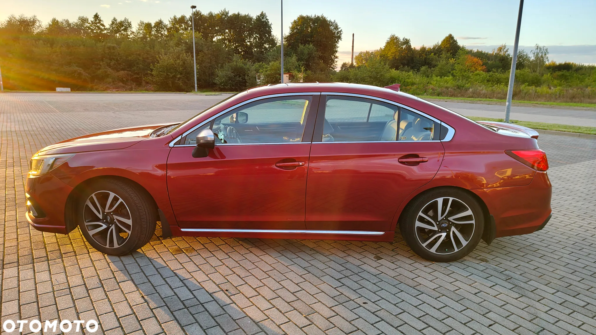Subaru Legacy - 18