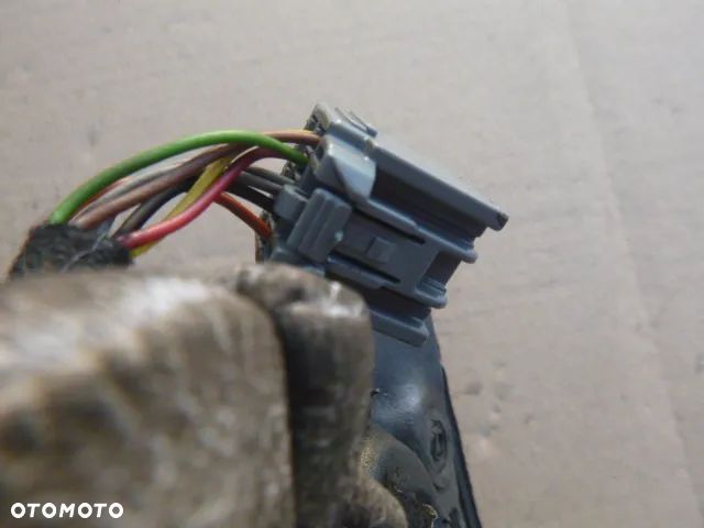 LUSTERKO PRAWE ELEKTRYCZNE FORD FOCUS C-MAX MK1 KOLOR U1 7 PINÓW - 10