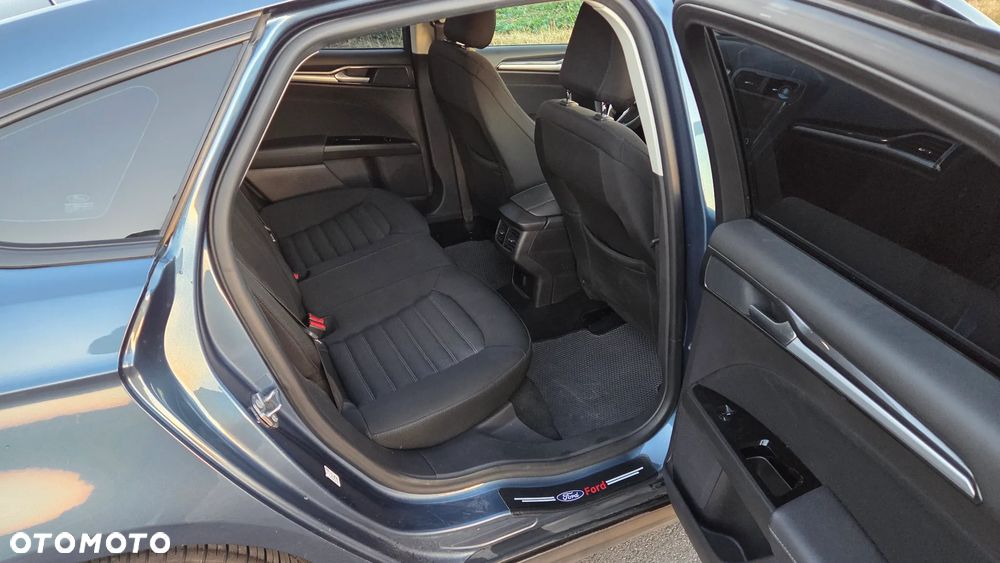 Ford Mondeo - 16