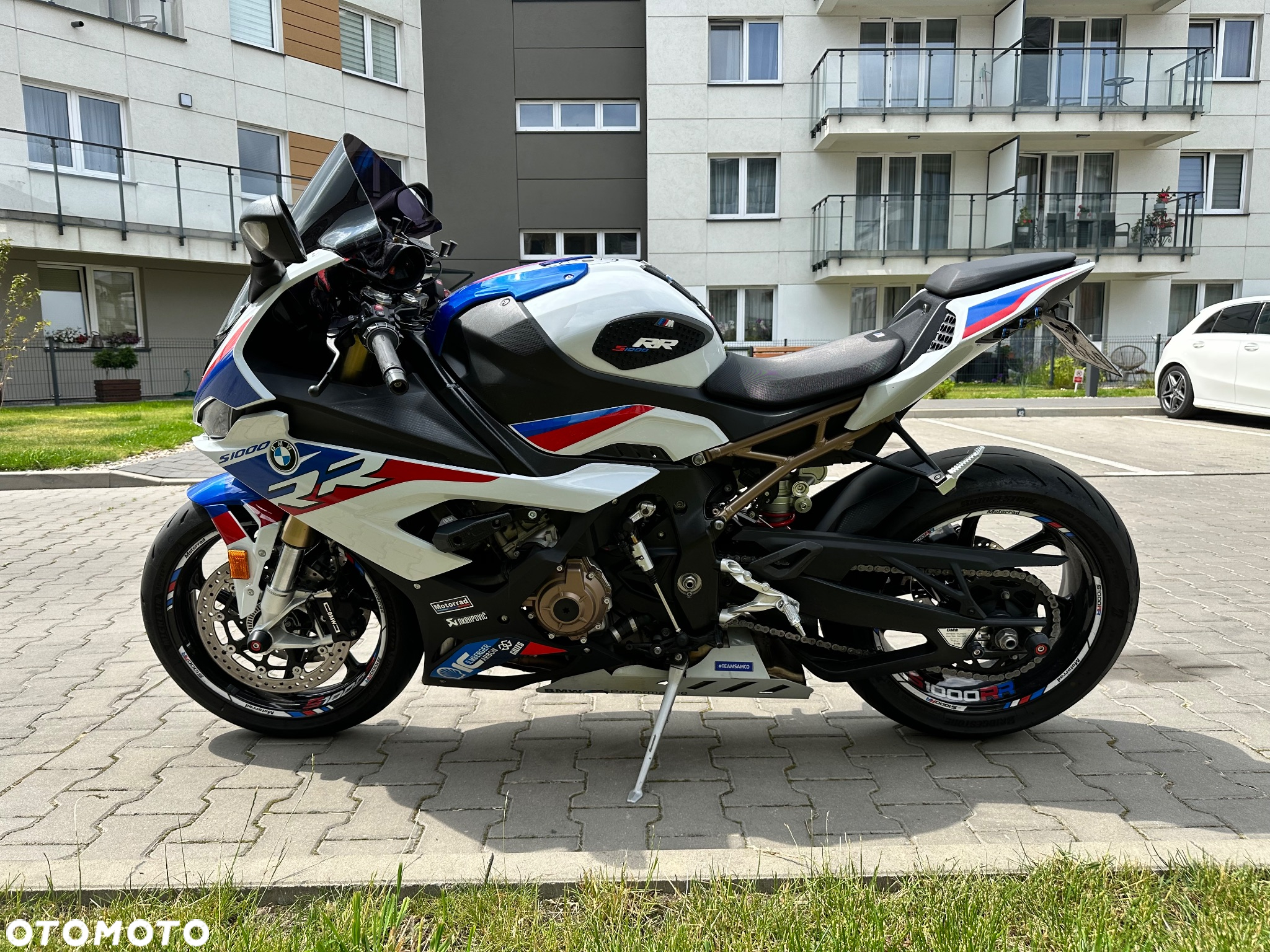 BMW S - 2