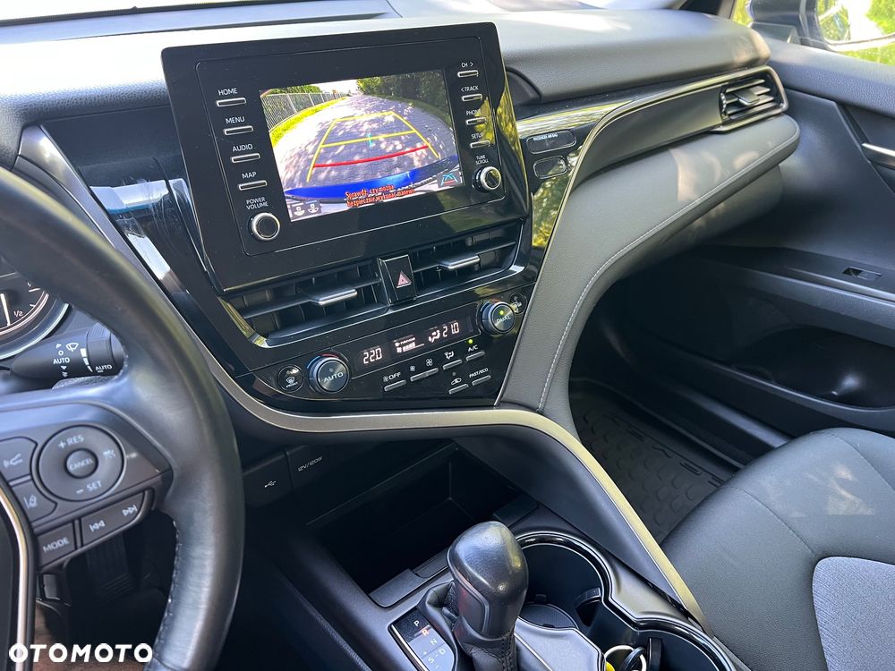 Toyota Camry 2.5 Hybrid Comfort CVT - 31