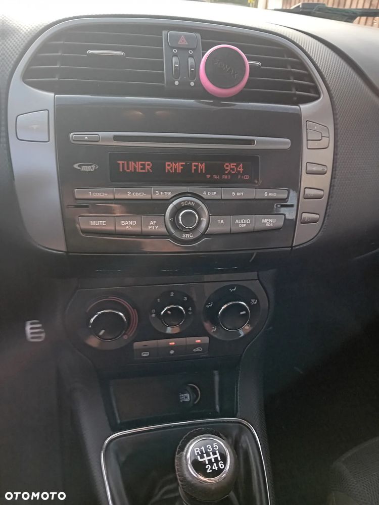 Fiat Bravo 1.4 T-Jet 16V Dynamic - 25