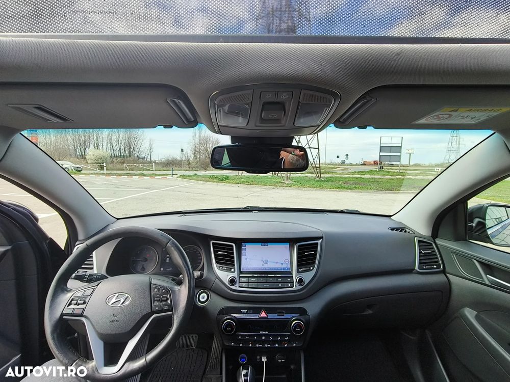 Hyundai Tucson 2.0 CRDI 4WD 6AT Luxury Pack+ - 12