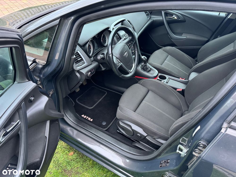 Opel Astra 1.4 Turbo Design Edition - 6