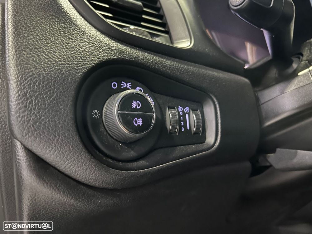 Jeep Renegade 1.0 T Limited - 21