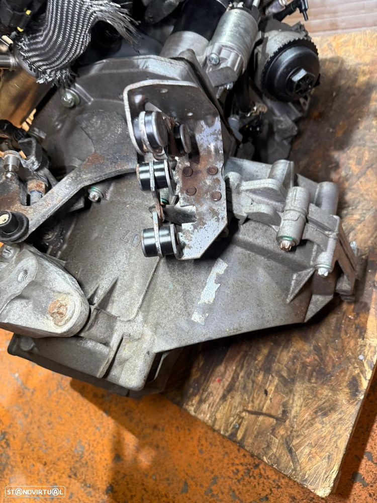 Caixa de Velocidades SAAB 9-3/Opel Astra H/Vectra C/Zafira 1.9 Ref: 55350375/Z19DTH - 3