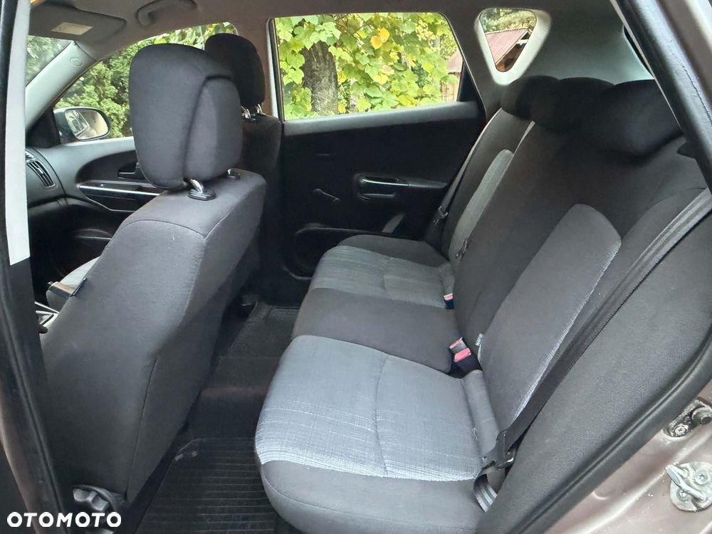 Kia Ceed - 7