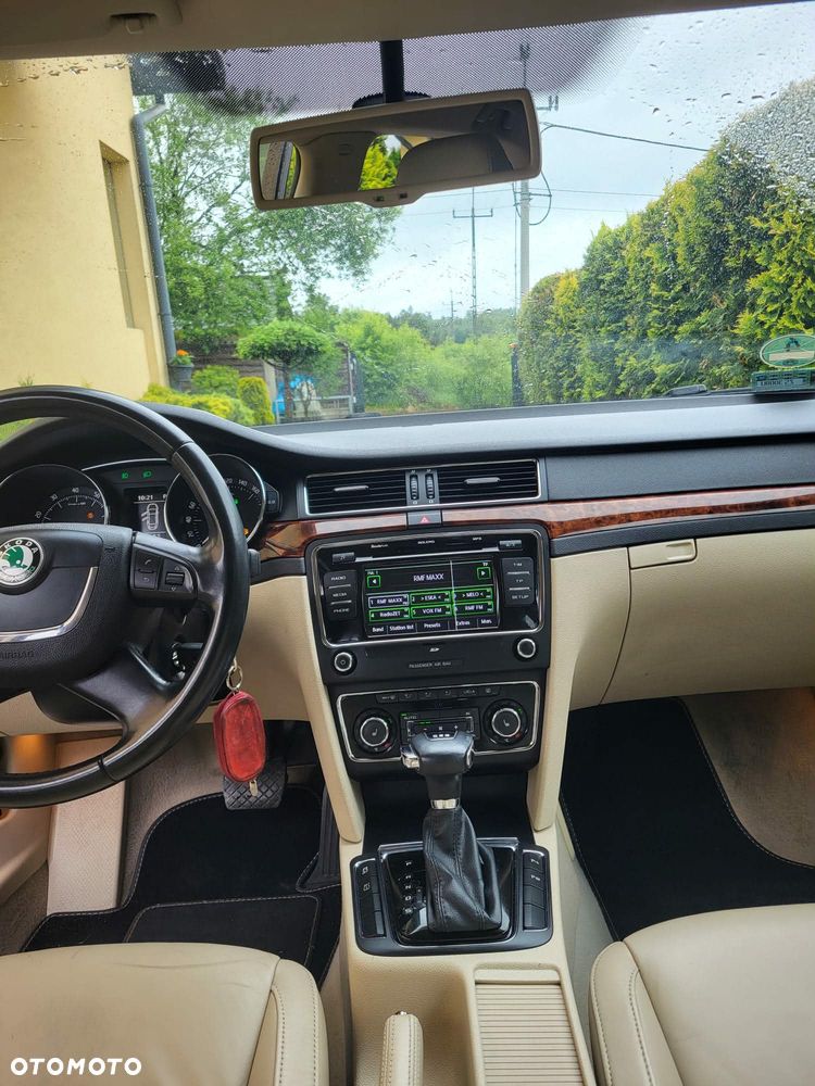 Skoda Superb 1.8 TSI Platinum DSG - 5