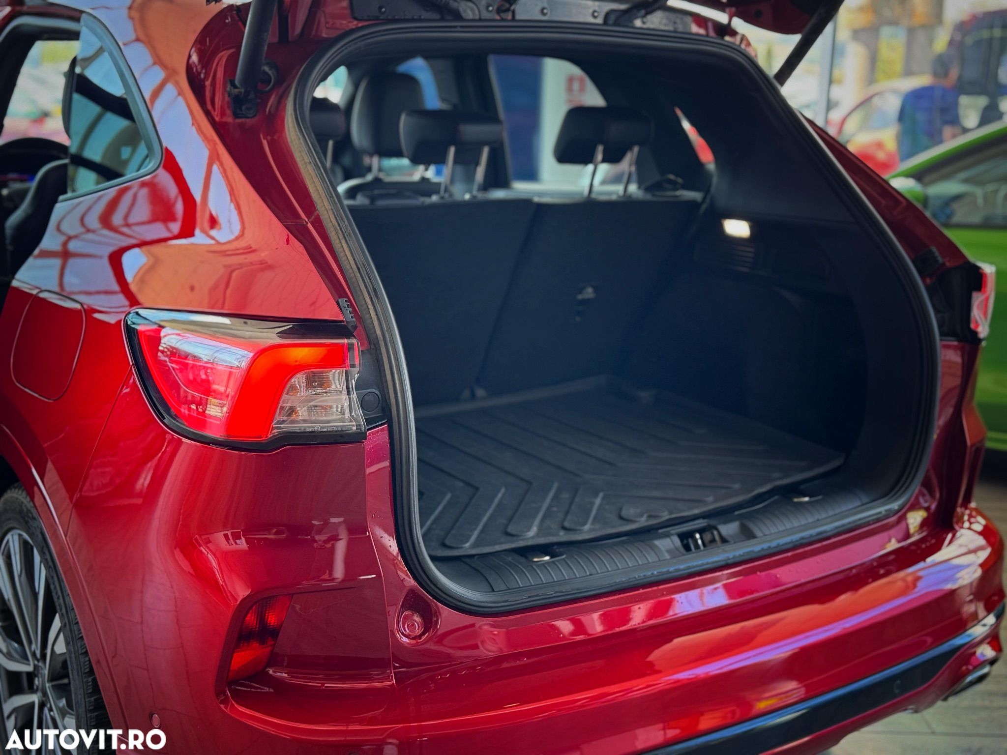 Ford Kuga 2.0 EcoBlue 4x4 Aut. ST-LINE X - 20