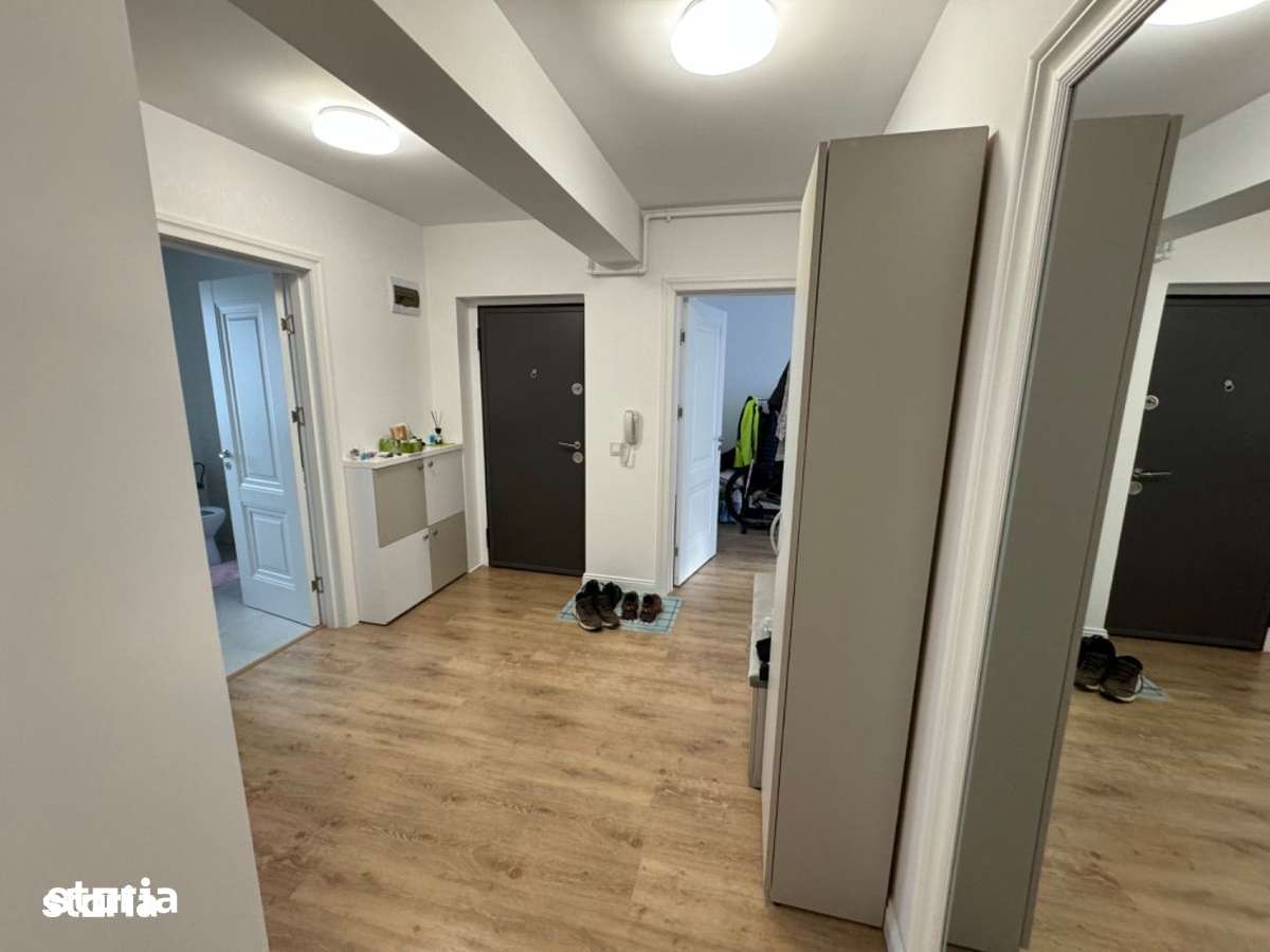 Apartament 3 camere de lux zona din spate de la Omv ul de jos — fotografia 3