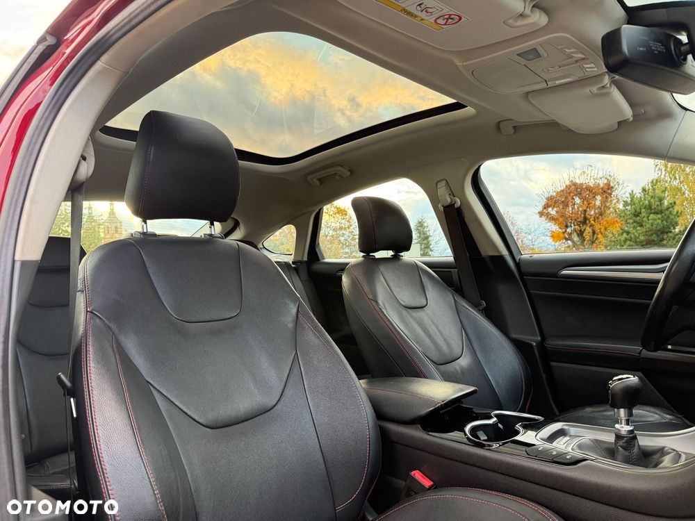 Ford Mondeo 2.0 TDCi Titanium - 24