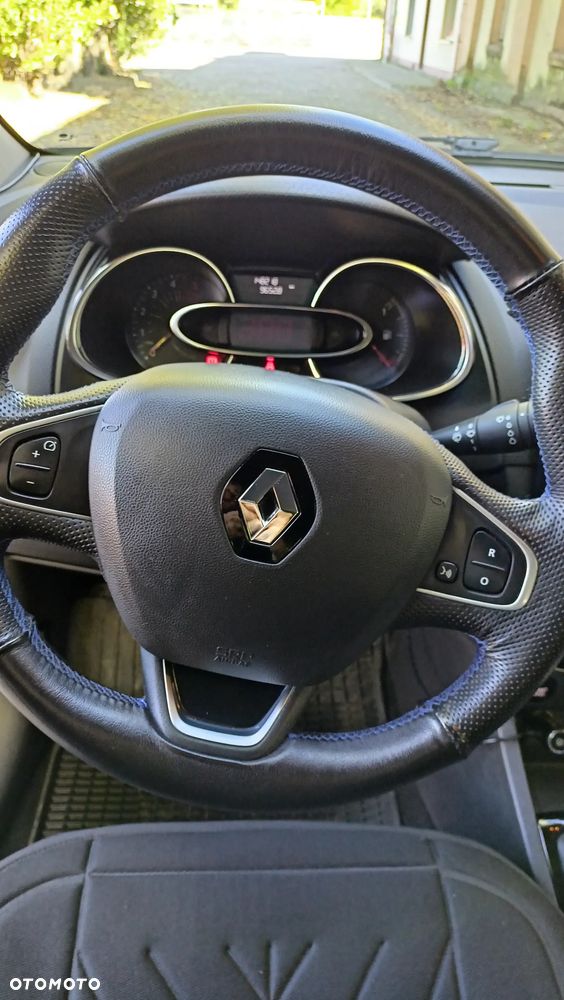 Renault Clio - 17
