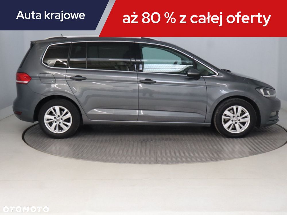 Volkswagen Touran - 8