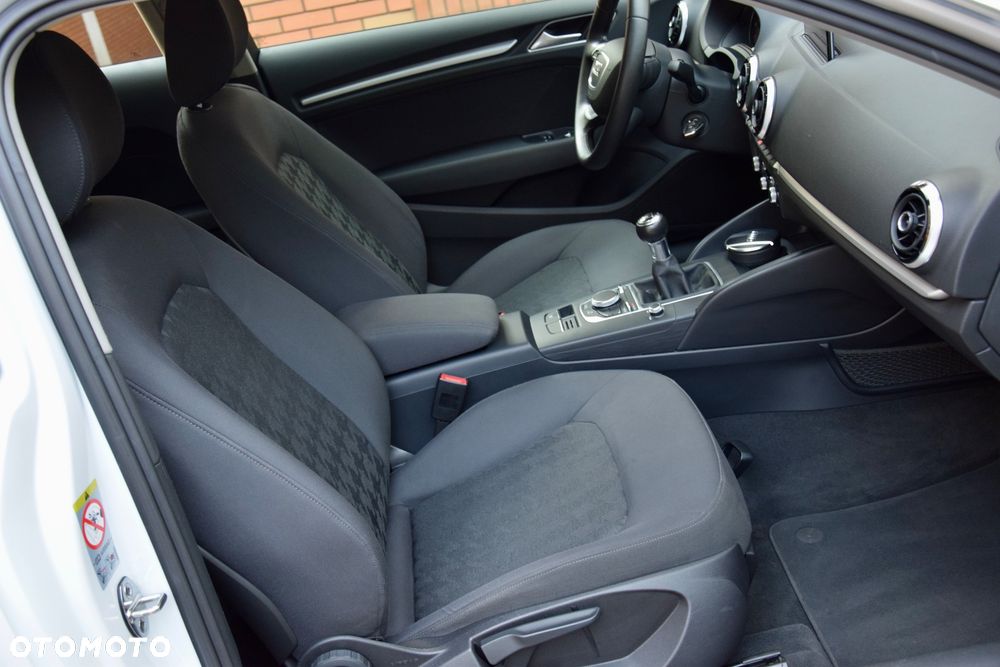 Audi A3 3-drzwiowe 1.4 TFSI Edycja Specjalna - 10
