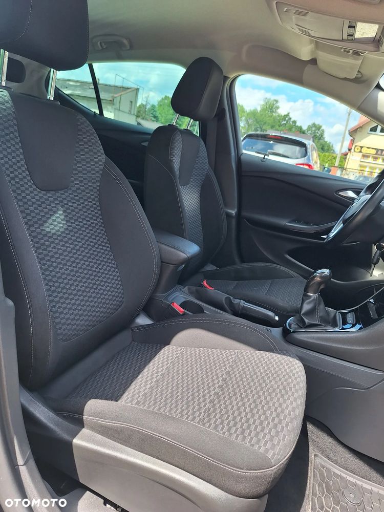 Opel Astra 1.4 Turbo Start/Stop Innovation - 24
