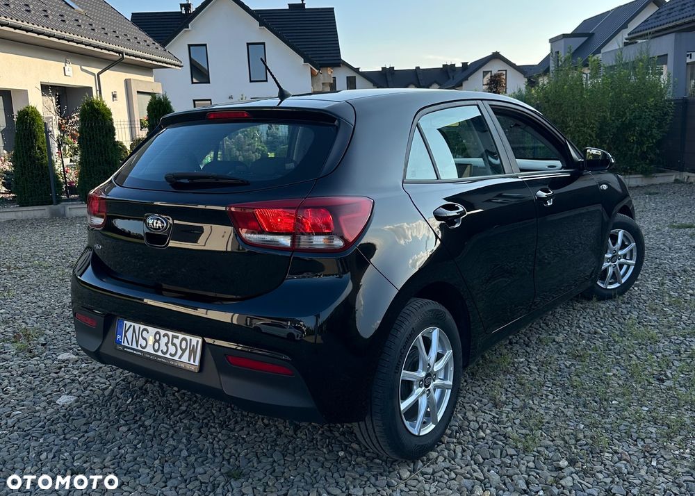 Kia Rio 1.4 L - 39