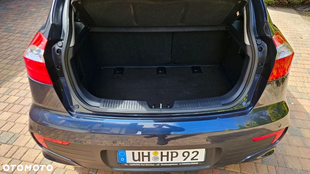 Kia Rio - 22