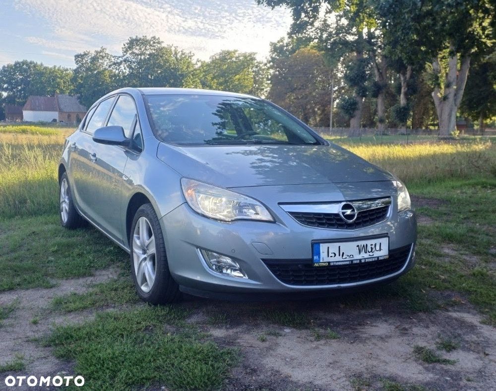 Opel Astra - 1