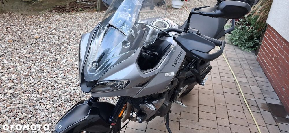Triumph Tiger - 22