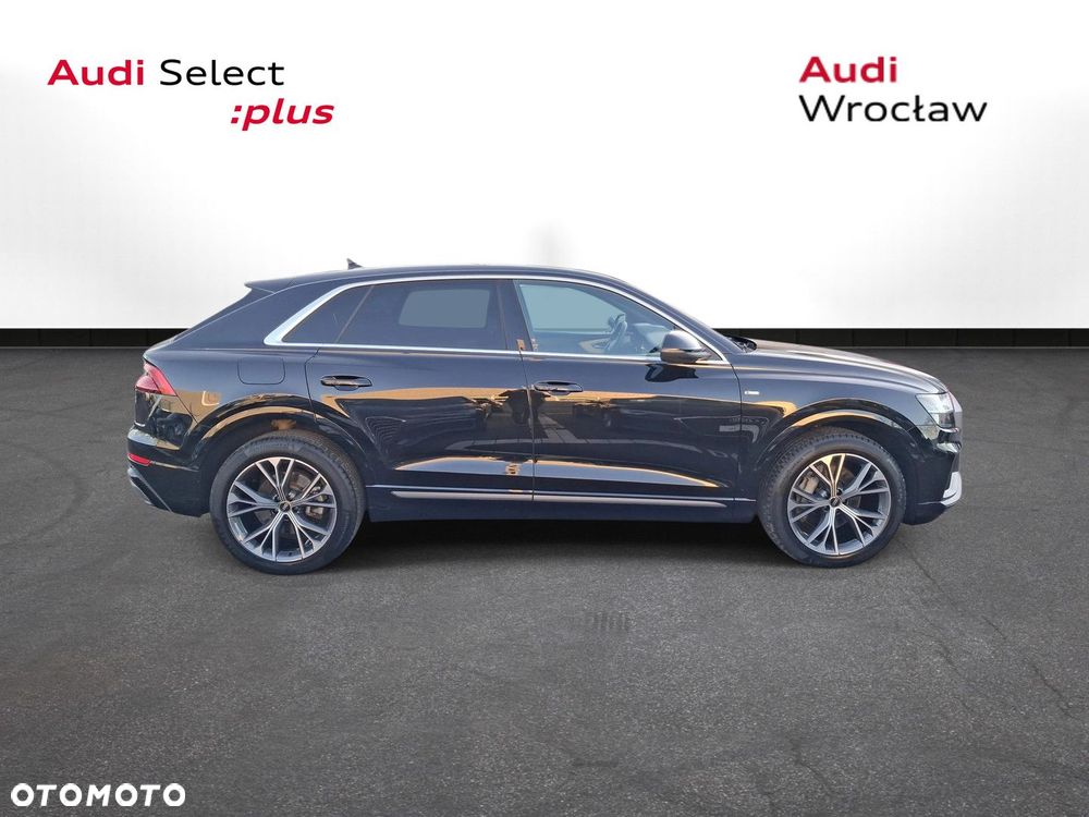 Audi Q8 - 2