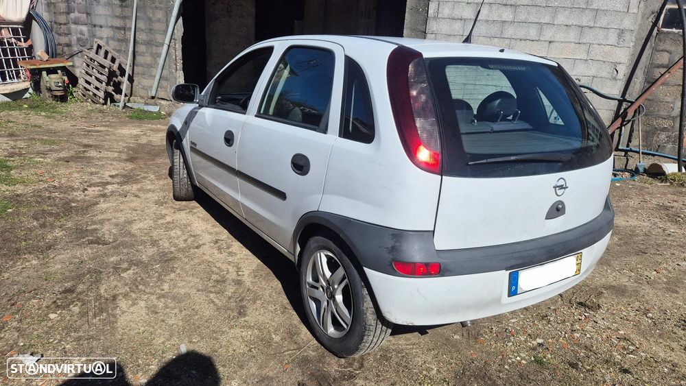 Opel Corsa 1.7 DTi 16V Confort - 3
