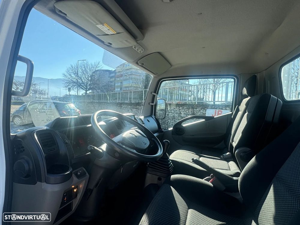 Nissan Cabstar 2.5 dCi 35.14/1 C.Aço Basculante - 11