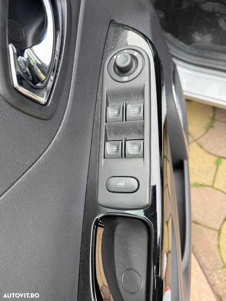 Renault Captur dCi Intens - 10