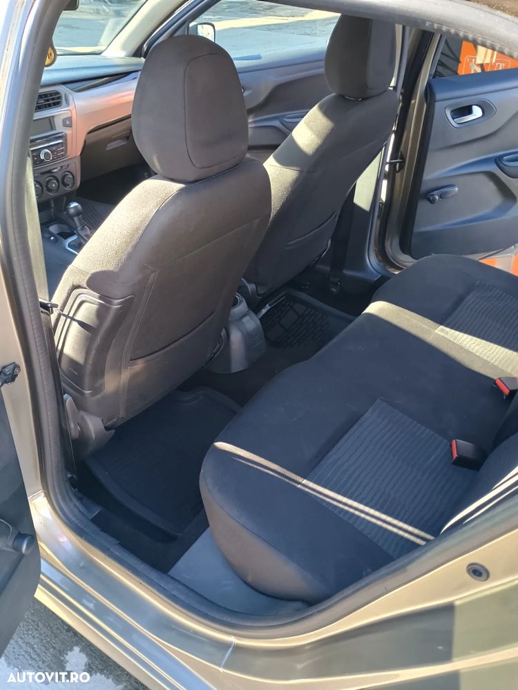 Peugeot 301 1.2 PureTech Active - 9