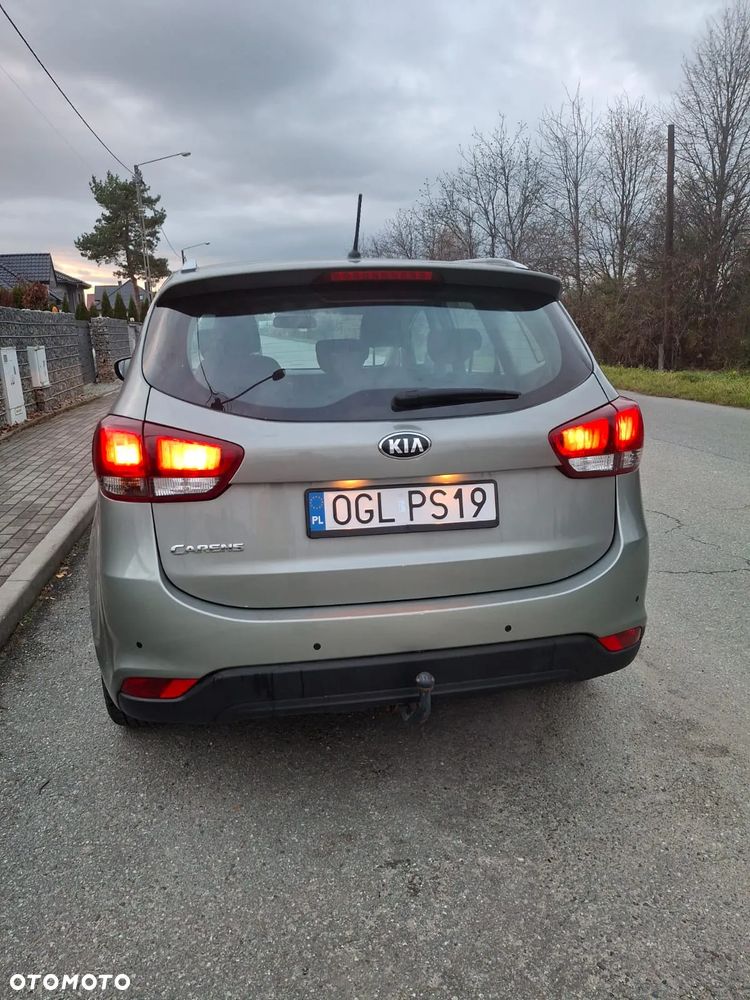 Kia Carens 1.6 GDI Dream Team Edition - 8
