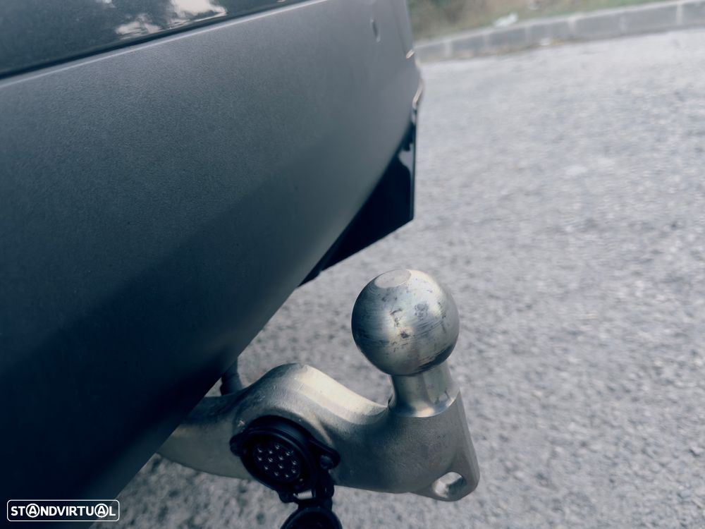 BMW iX xDrive40 — fotografia 7