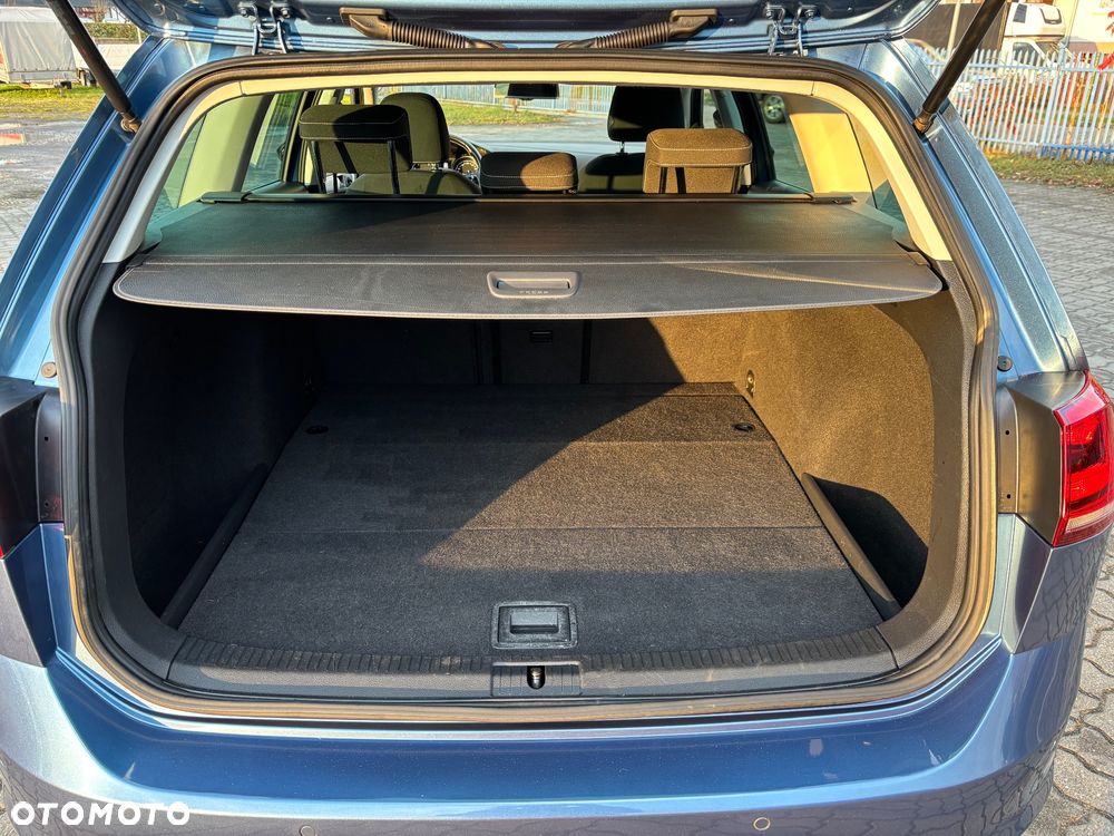 Volkswagen Golf 1.2 TSI BlueMotion Technology Cup - 23