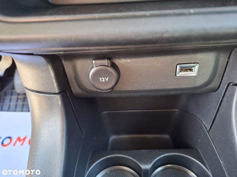 Citroën C3 1.2 PureTech C-Series - 19