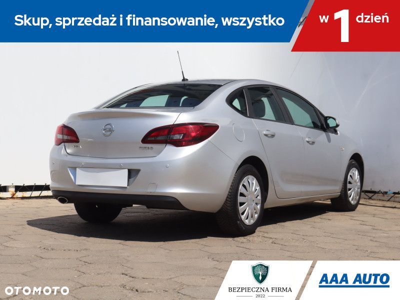 Opel Astra - 7