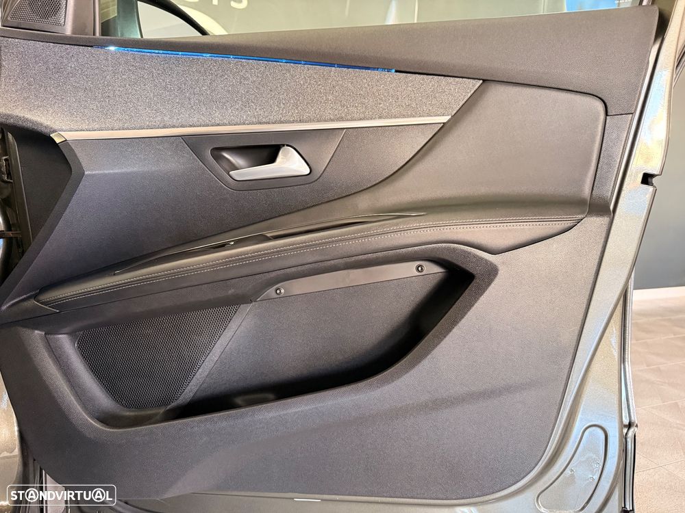 Peugeot 3008 1.5 BlueHDi Allure - 28