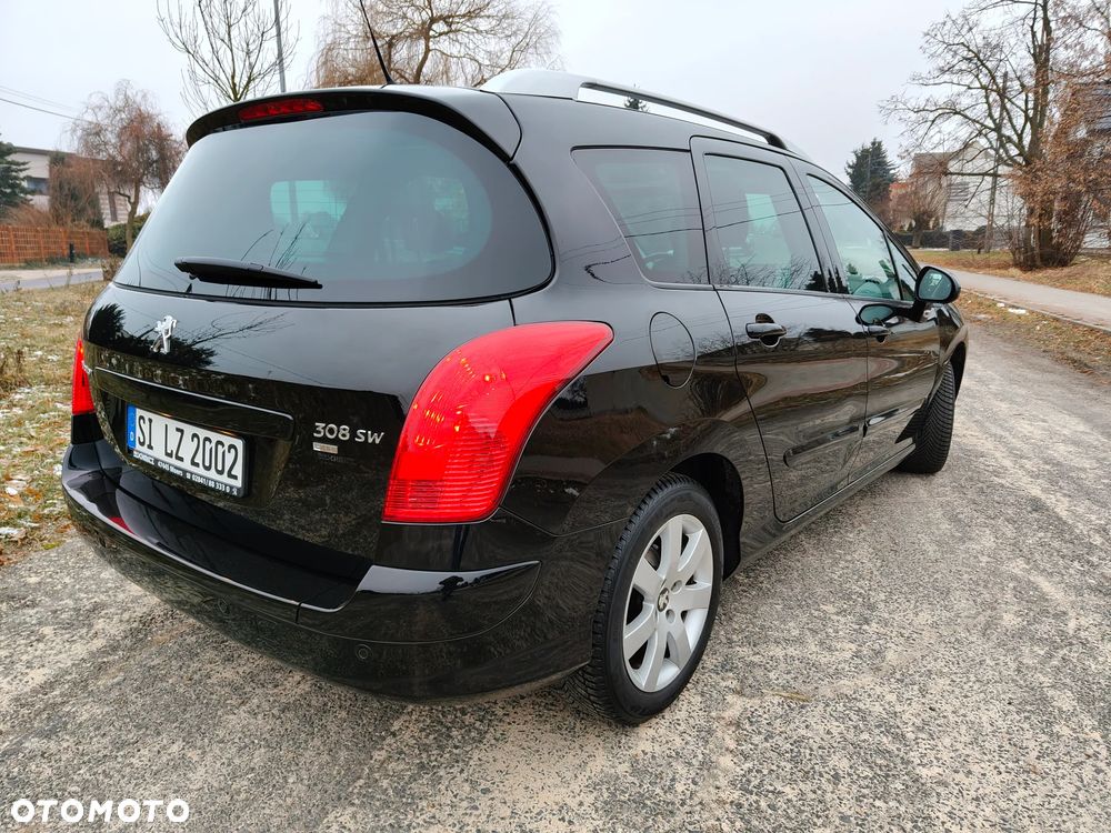 Peugeot 308 HDi FAP 110 EGS6 Business Line Niveau 1 - 6