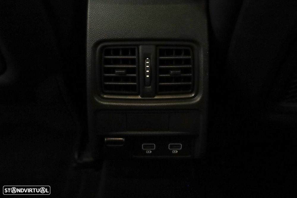 Renault Arkana 1.6 E-Tech R.S.Line - 25