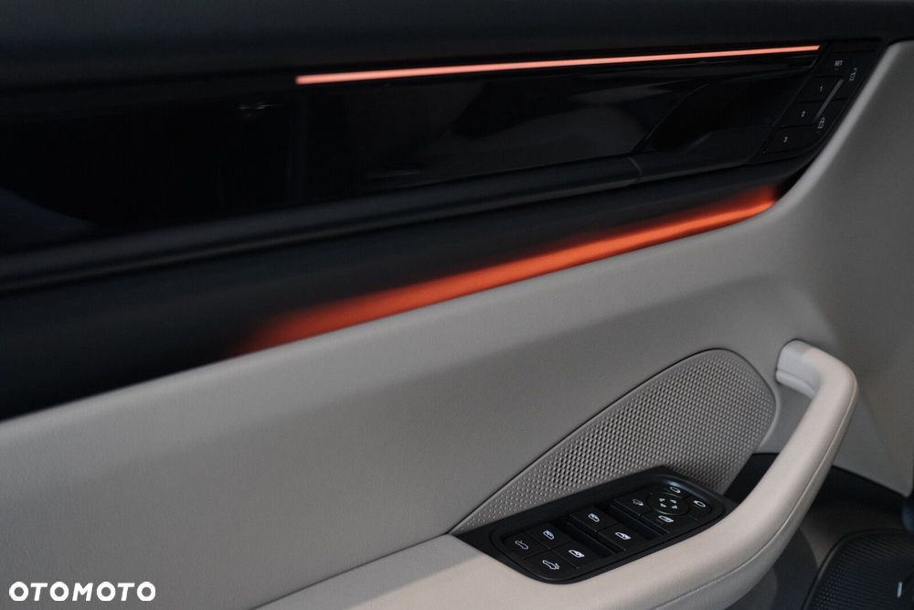 Porsche Macan - 11