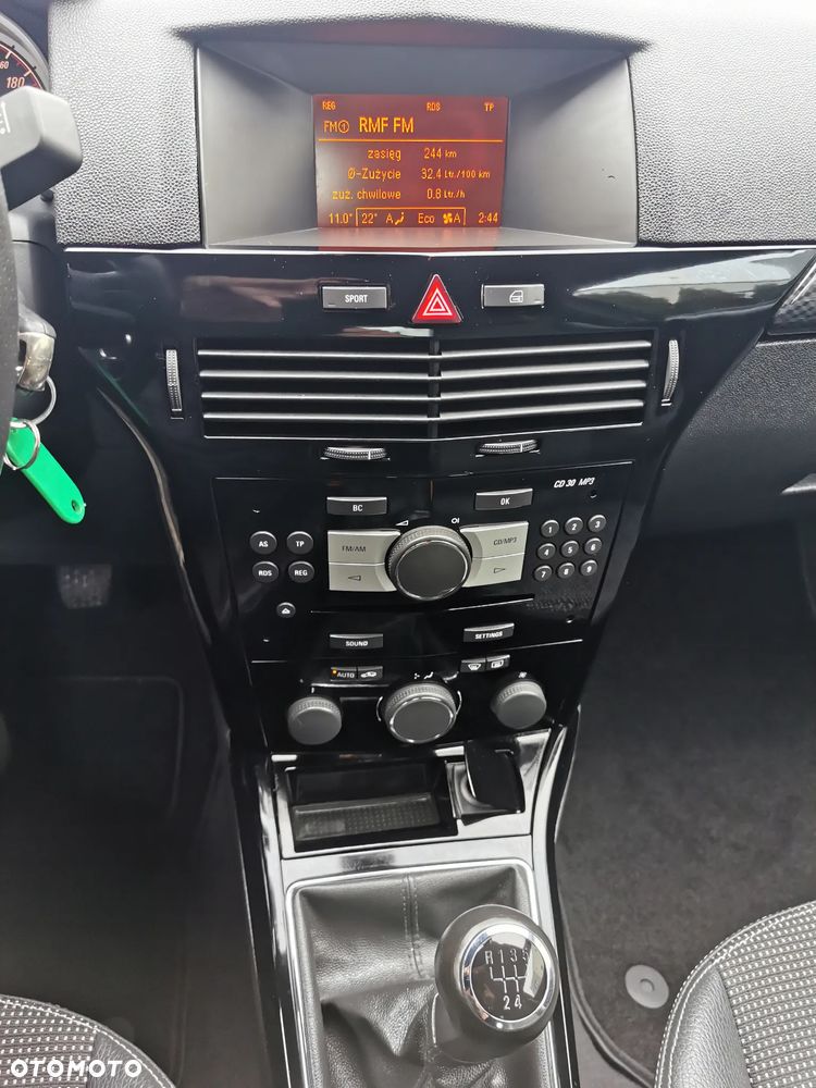 Opel Astra 1.6 Edition 111 Jahre - 18
