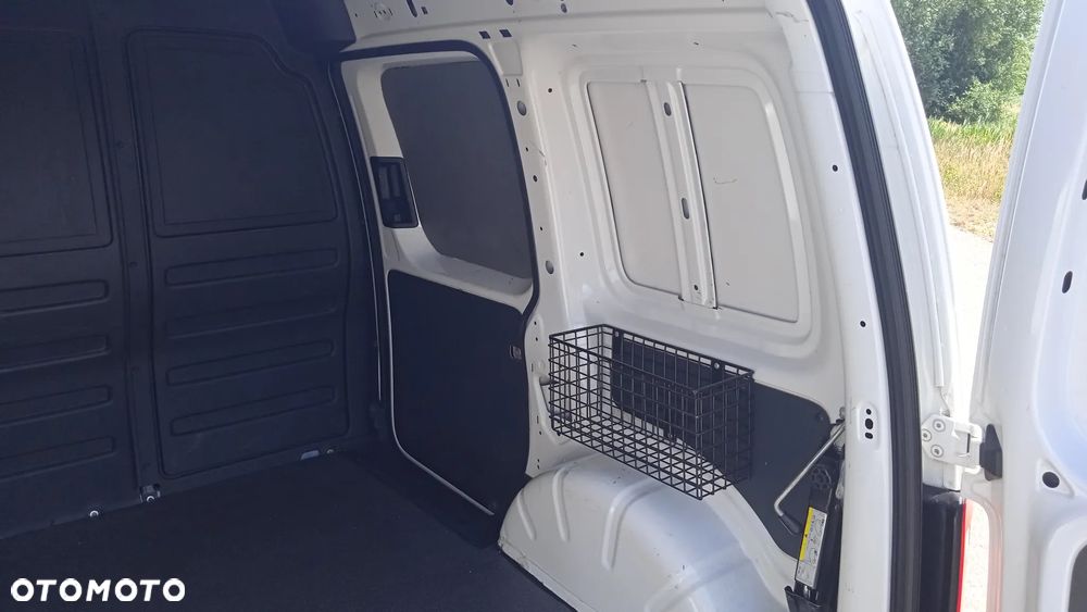 Volkswagen Caddy - 10