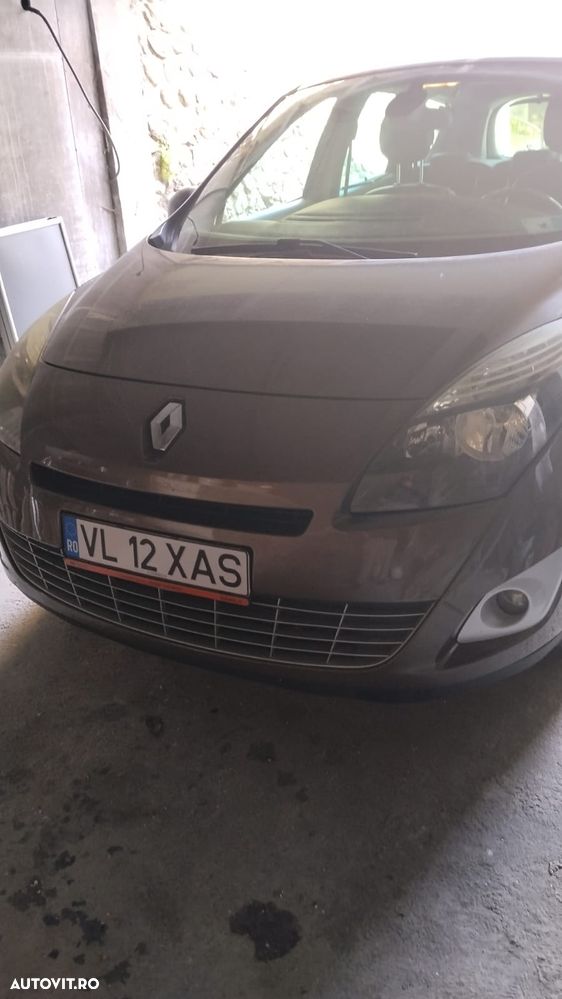 Renault Grand Scenic 1.9dCi Privilege - 4