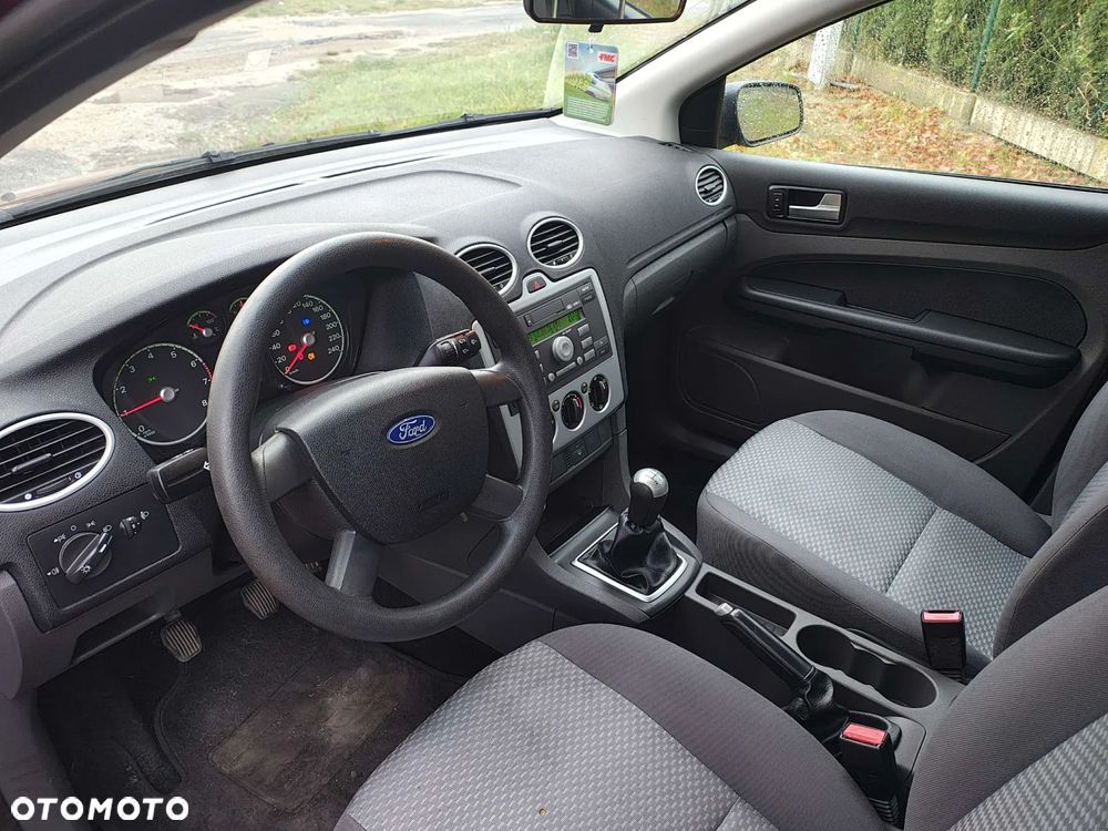 Ford Focus 1.6 16V Connection - 31