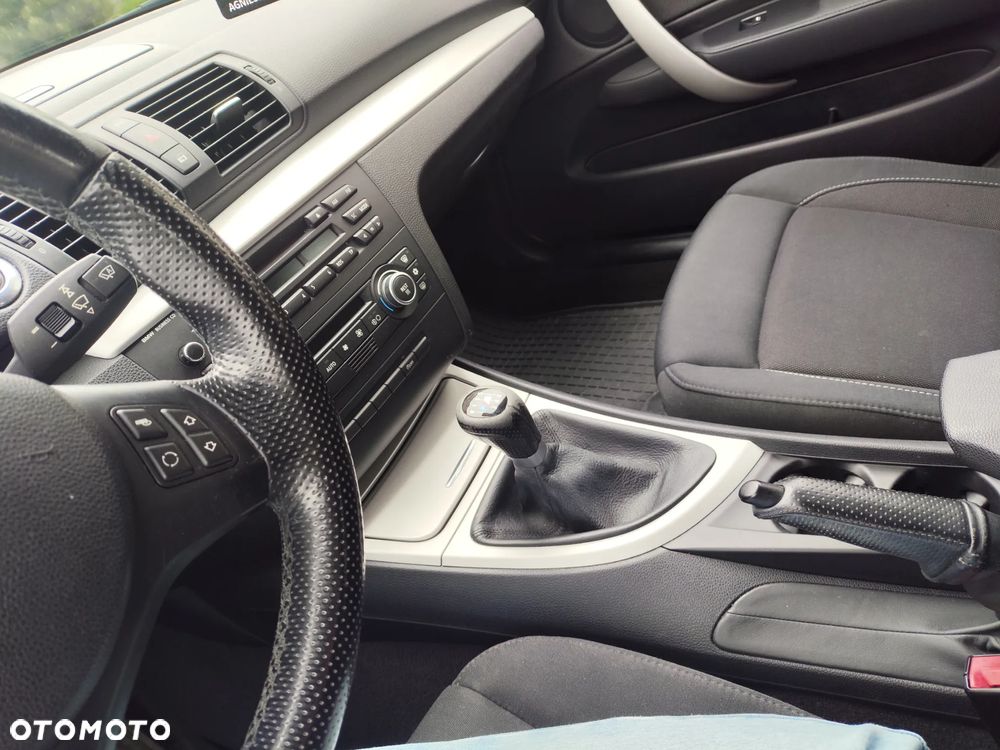 BMW Seria 1 116i - 16