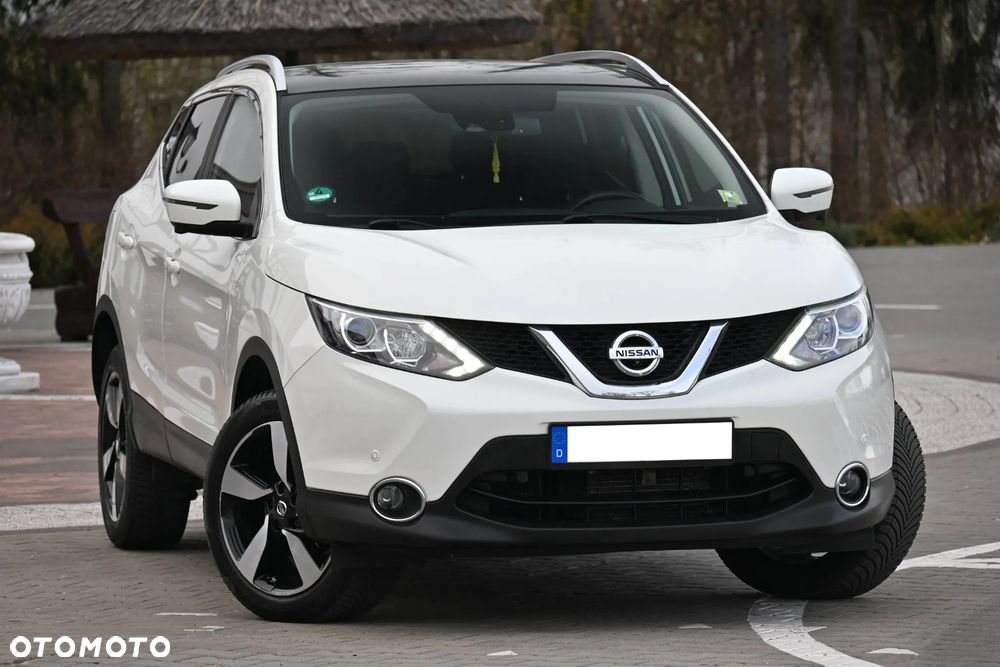 Nissan Qashqai 1.2 DIG-T Xtronic TEKNA - 1