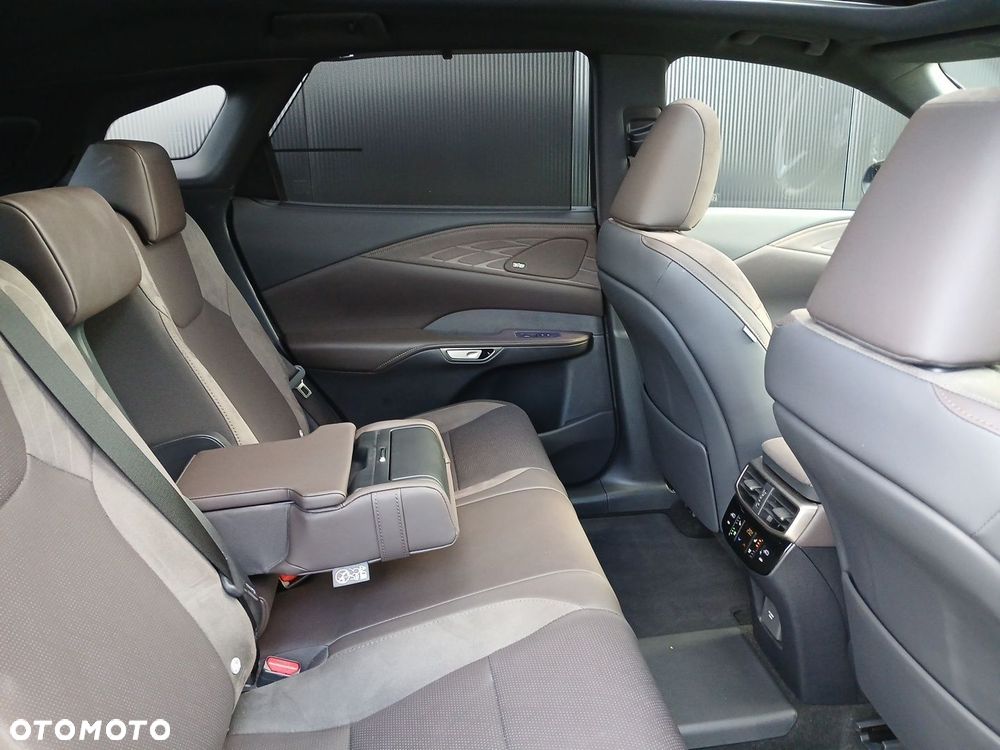 Lexus RX - 20
