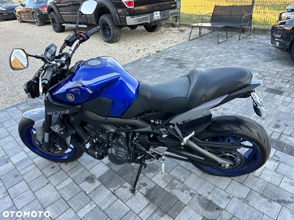 Yamaha MT - 9