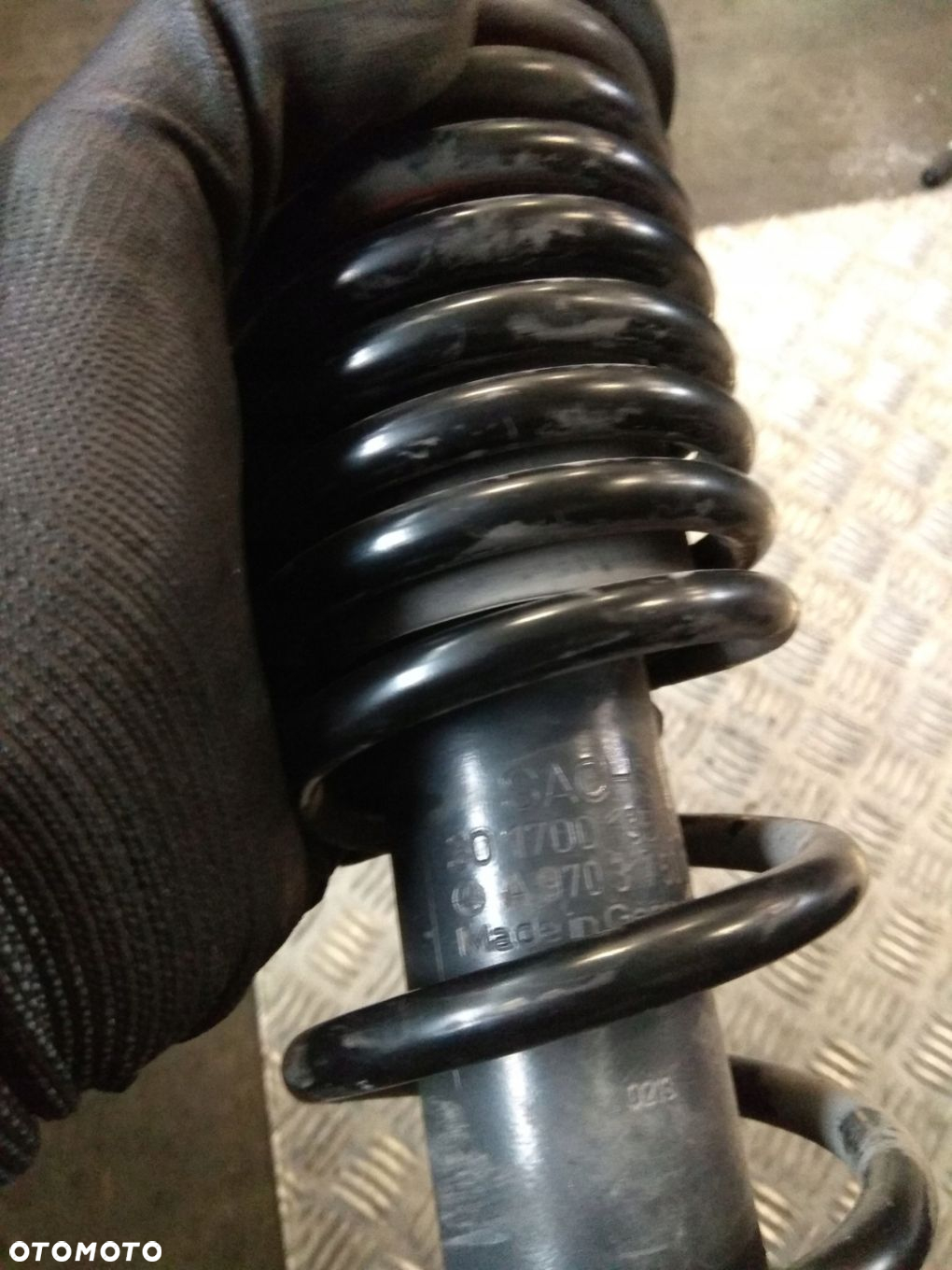 AMORTYZATOR KABINY ZAMEK SPRĘŻYNA MERCEDES ATEGO 1322 EURO 5 OE 9703175003 - 3